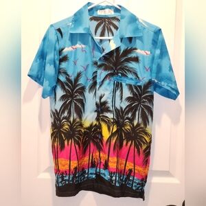 NWOT - V.H.O. women's Hawaiian shirt *299.15